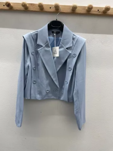 BeUnique Fashion duplasoros gombolású blézer Light Blue One Size