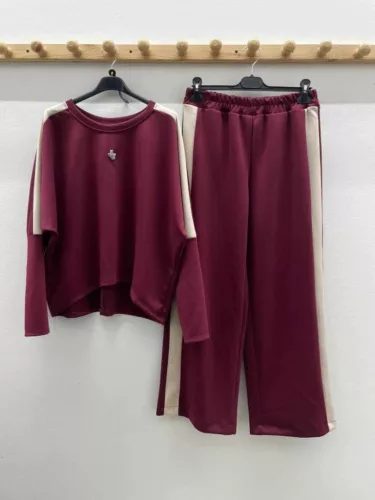 BeUnique Fashion Kétrészes oldalt arany passzés melegítő szett Burgundy One Size