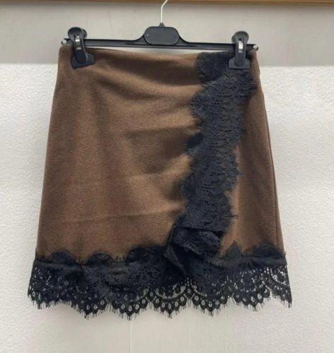 Beunique Fashion Szövet szoknya Csipke szegéllyel Gesztenye barna On size