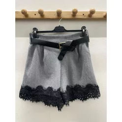   Beunique Fashion Szövet rövidnadrág csipke szegéllyel Szürke One Size