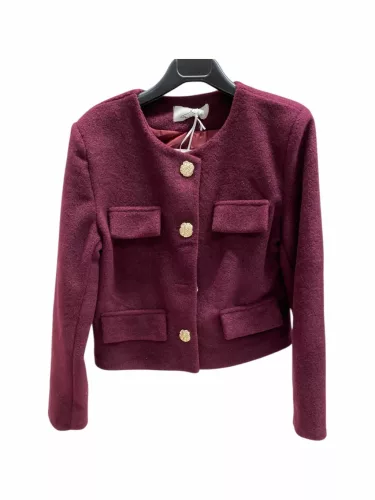 BeUnique Fashion Chanel stílusú rövid gyapjú hatású blézer Burgundy One Size