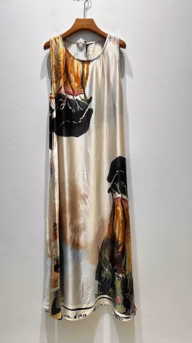 Beunique Fashion Toscan mintás maxiruha Beige One Size