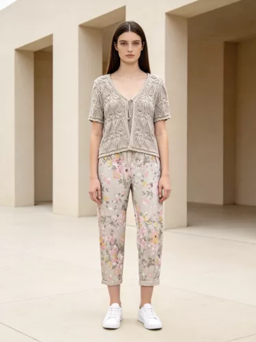 Beunique Fashion rugalmas pamut nadrág virág mintával szűkszárú felhajtós Beige One size