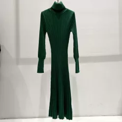   Beunique Fashion Bordás köttött garbós ruha Dark Green One Size