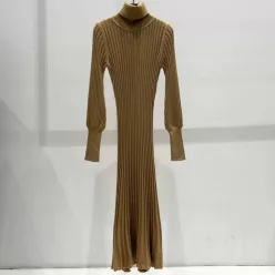   Beunique Fashion Bordás köttött garbós ruha Taupe One Size